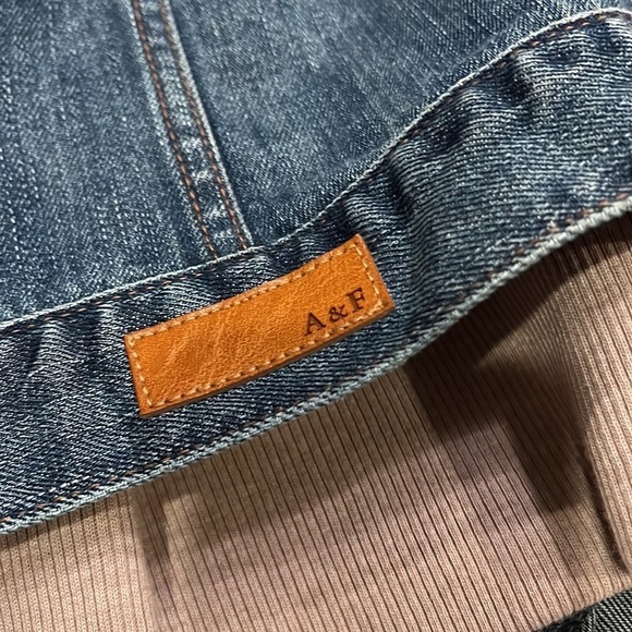 Abercrombie and Fitch Jean Jacket with hoodie Size S - Picture 4 of 7